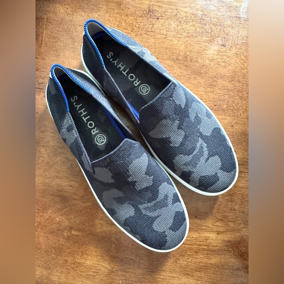 ROTHYS-The Original Slip On Sneaker Black Gray Camo Retired Color-Size 9 - Picture 4 of 11